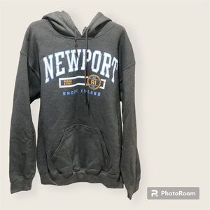 Newport RI dark Heather grey hooded sweatshirt Size M NWT